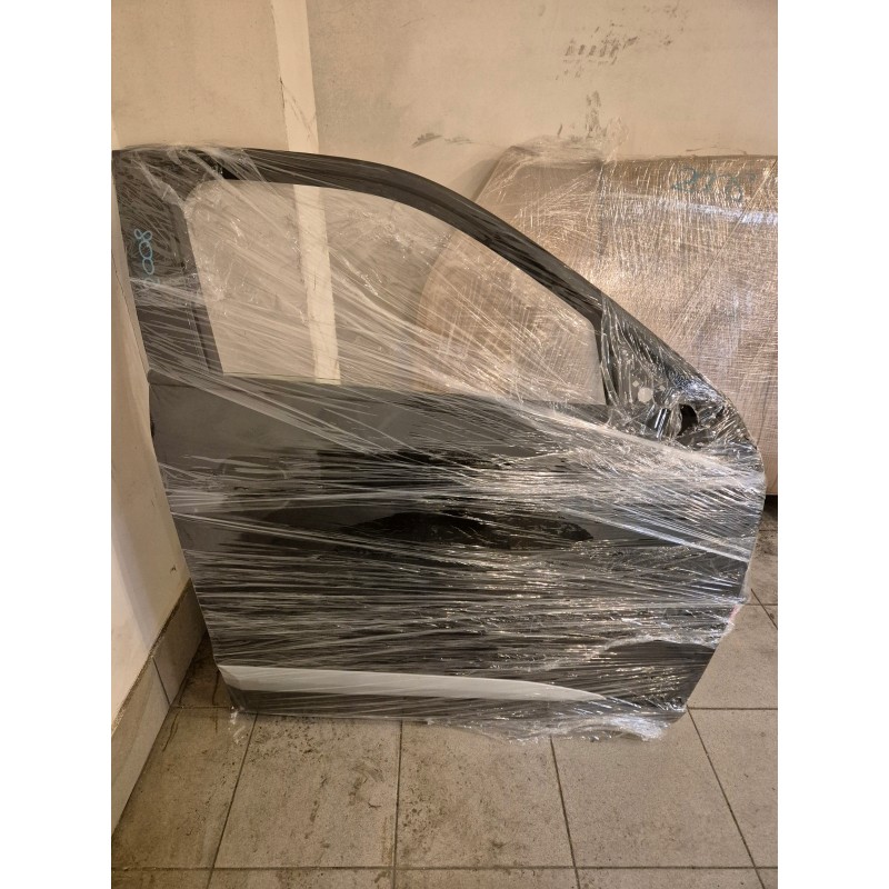 Drzwi przednie prawe Peugeot 2008 II Kolor czarny KTV Drzwi przednie prawe Peugeot 2008 II Kolor czarny KTV