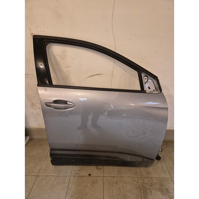 Drzwi przednie prawe Peugeot 5008 3008 II Kolor KCA Idealne Drzwi przednie prawe Peugeot 5008 3008 II Kolor KCA Idealne