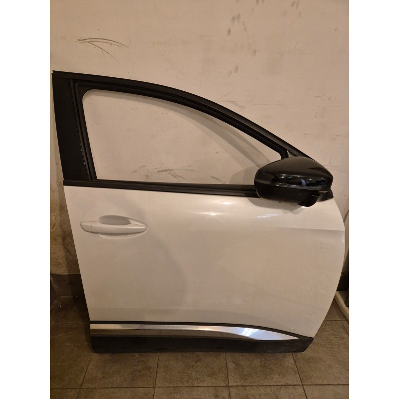 Drzwi przednie prawe Peugeot 5008 3008 II biała perła KWE Idealne Drzwi przednie prawe Peugeot 5008 3008 II biała perła KWE Idealne