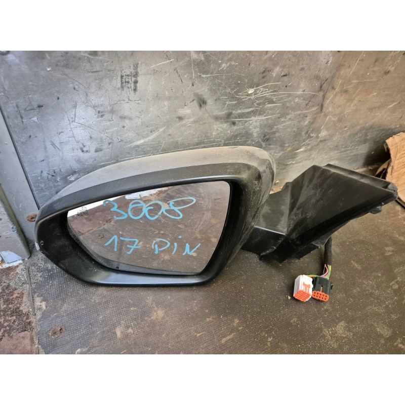 LUSTERKO PEUGEOT 3008 5008 LEWE 17 PIN ASYSTENT PASA RUCHU STAN BDB LUSTERKO PEUGEOT 3008 5008 LEWE 17 PIN ASYSTENT PASA RUCHU STAN BDB