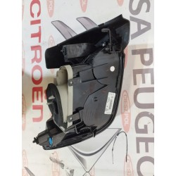 LAMPA TYLNA PEUGEOT 208 II PRAWA ORYGINAŁ 9823216580
