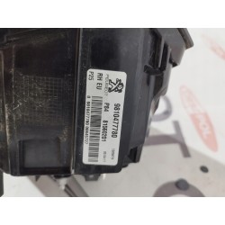 LAMPA TYLNA PRAWA LED W KLAPĘ PEUGEOT 3008 ,JAK NOWA ORYGINAŁ 9810477780