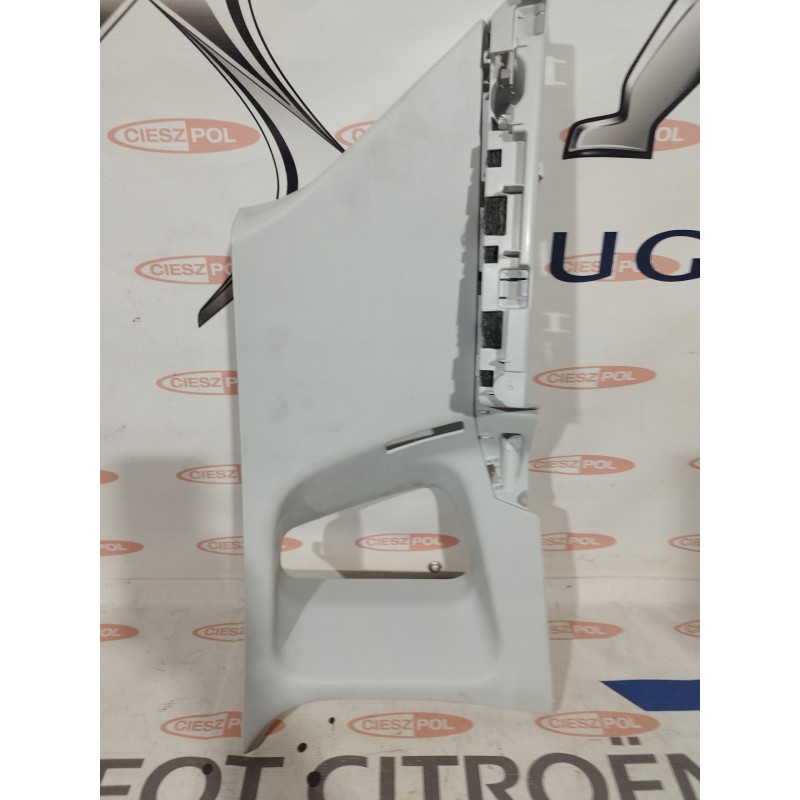 OSŁONA SŁUPKA PRAWY TYŁ PEUGEOT 2008 I ORYGINAŁ JAK NOWY 9677215477 OSŁONA SŁUPKA PRAWY TYŁ PEUGEOT 2008 I ORYGINAŁ JAK NOWY 9677215477