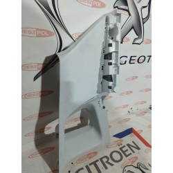 OSŁONA SŁUPKA PRAWY TYŁ PEUGEOT 2008 I ORYGINAŁ JAK NOWY 9677215477