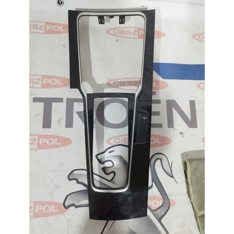 OSŁONA RAMKA ZMIANY BIEGÓW DEKOR PEUGEOT 508 I ORYGINAŁ 9671083577 OSŁONA RAMKA ZMIANY BIEGÓW DEKOR PEUGEOT 508 I ORYGINAŁ 9671083577
