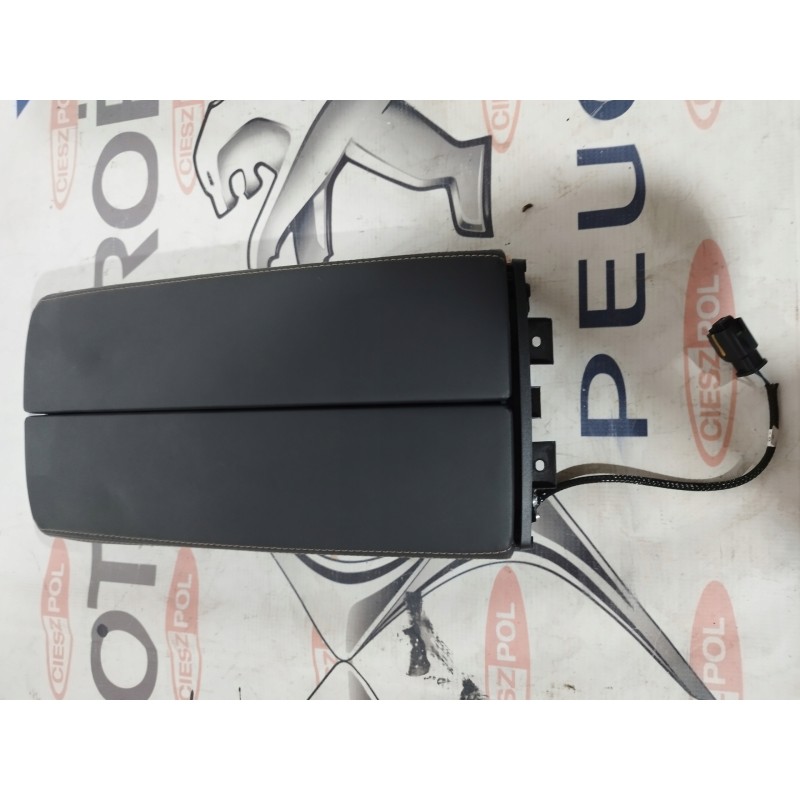 PODŁOKIETNIK SKÓRA NOWY PEUGEOT 3008 II 5008 II ORYGINAŁ 9810060277 PODŁOKIETNIK SKÓRA NOWY PEUGEOT 3008 II 5008 II ORYGINAŁ 9810060277