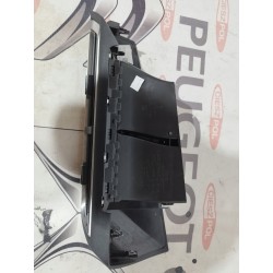 KRATKA NAWIEWU ŚRODEK KONSOLI PEUGEOT 3008 5008 II ORYGINAŁ 9814075577