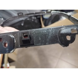 LISTWA DEKOR PANEL RAMKA KONSOLI PEUGEOT 208 ORYGINAŁ STAN BDB 9673830077