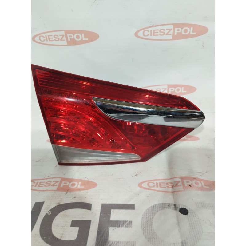 LAMPA TYLNA LEWA LED W KLAPĘ HYUNDAI i40 KOMBI JAK NOWA ORG 92403-3Z001 LAMPA TYLNA LEWA LED W KLAPĘ HYUNDAI i40 KOMBI JAK NOWA ORG 92403-3Z001